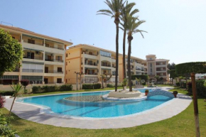 Sunny Studio 400 Metres from La Mata beach